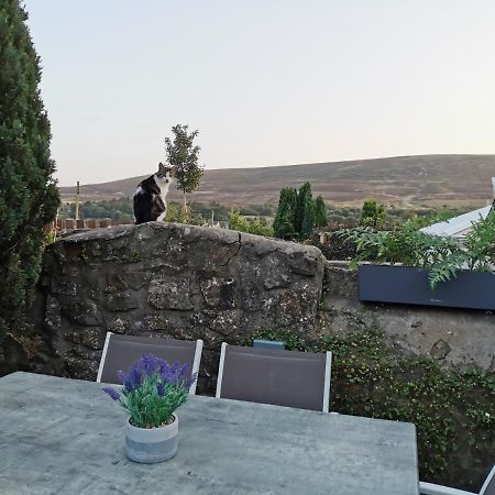 Ex-Miners Cottage, Blaenavon, Near Abergavenny Buitenkant foto
