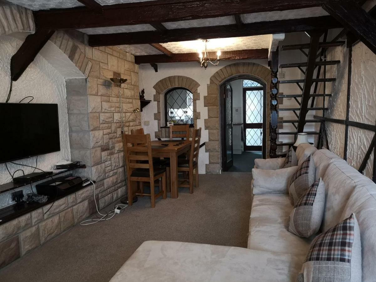Ex-Miners Cottage, Blaenavon, Near Abergavenny Buitenkant foto