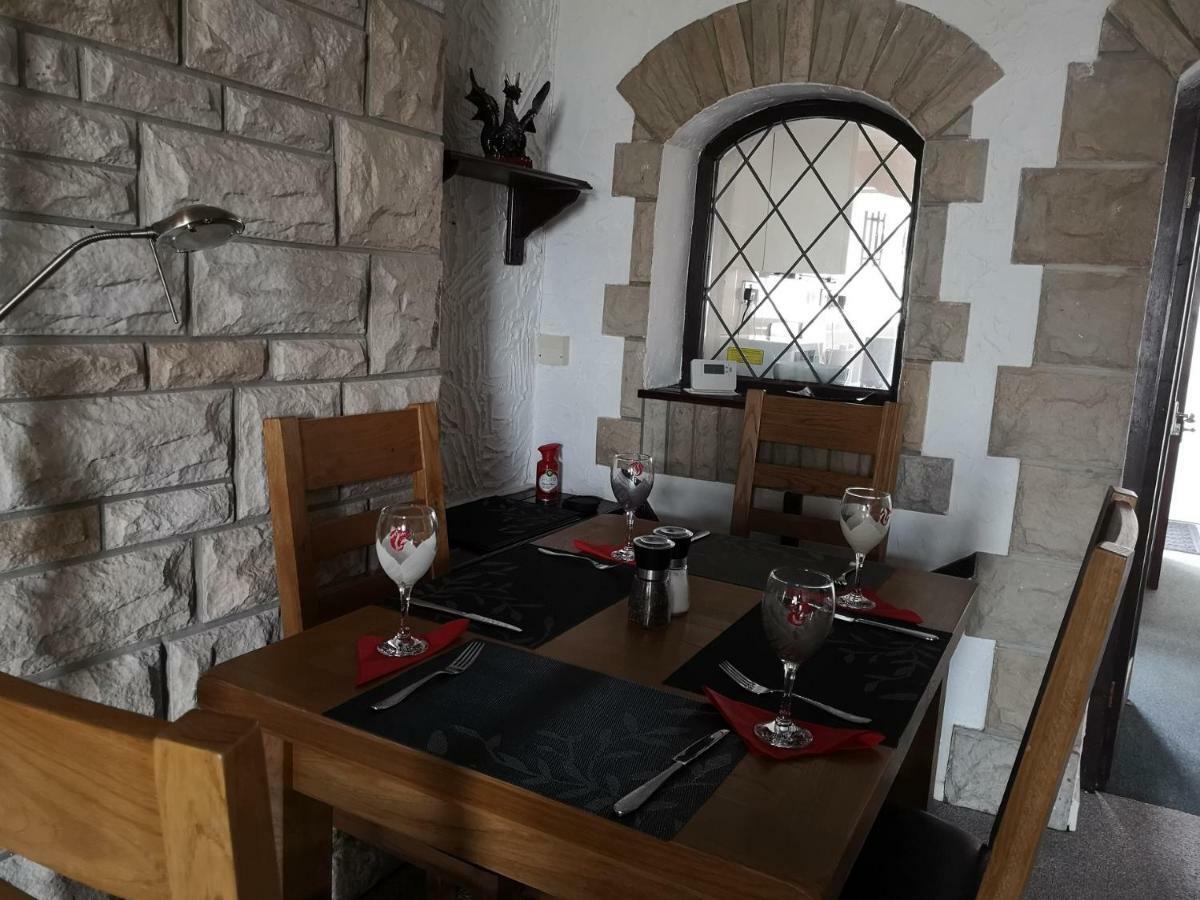 Ex-Miners Cottage, Blaenavon, Near Abergavenny Buitenkant foto