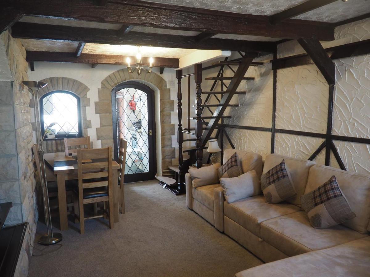 Ex-Miners Cottage, Blaenavon, Near Abergavenny Buitenkant foto