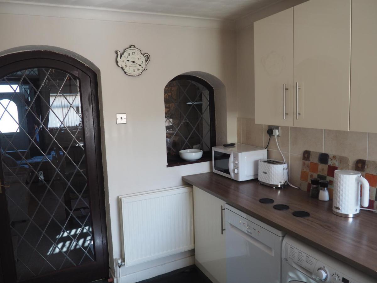 Ex-Miners Cottage, Blaenavon, Near Abergavenny Buitenkant foto